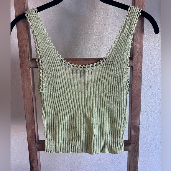 Dance & Marvel crop tank top - Picture 2 of 2